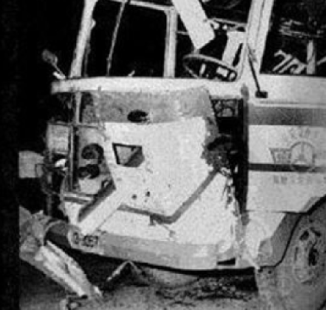 1981年厦门公交车爆炸案，警方怀疑凶手在车上，13个月后真相大白