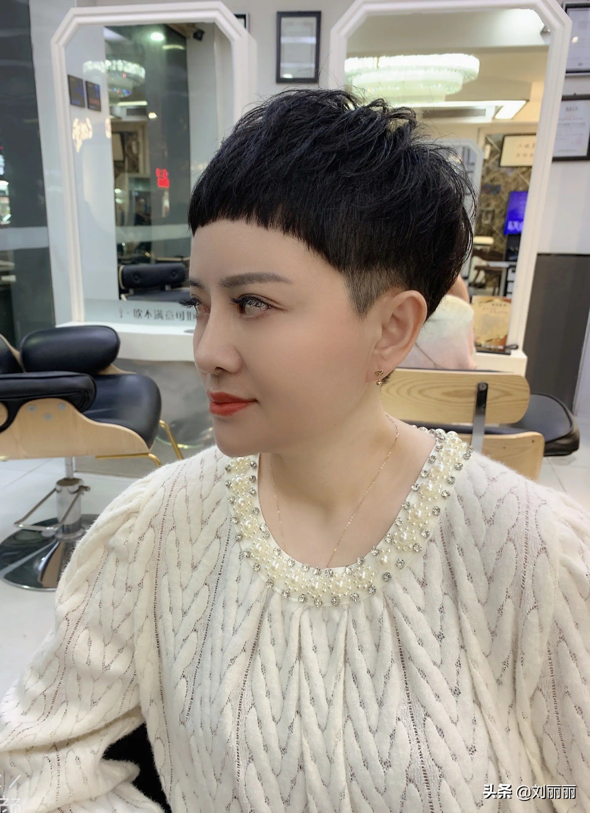 女士短头发图片(天热了) - 赤虎壹号