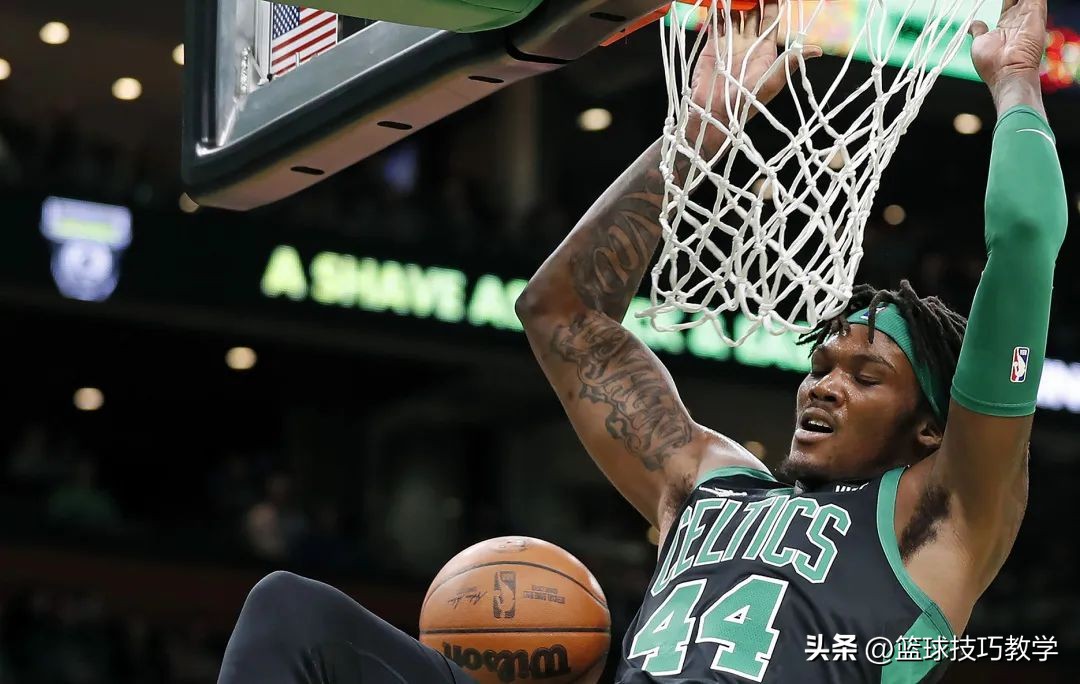 nba最年輕球員（兩個歷史第一！塔圖姆爆砍49+11！NBA歷史第一年輕900+三分球員）