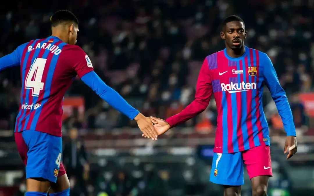 哪里有巴萨足球比赛看（别拦我，周六十点当然要看巴萨的比赛啦）