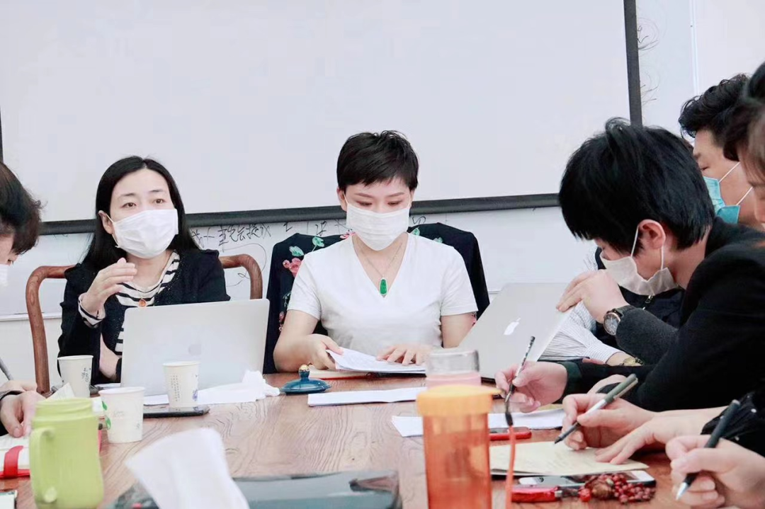 我，济南女儿，山东大学医学院毕业，11年前创业，开了20家美容院