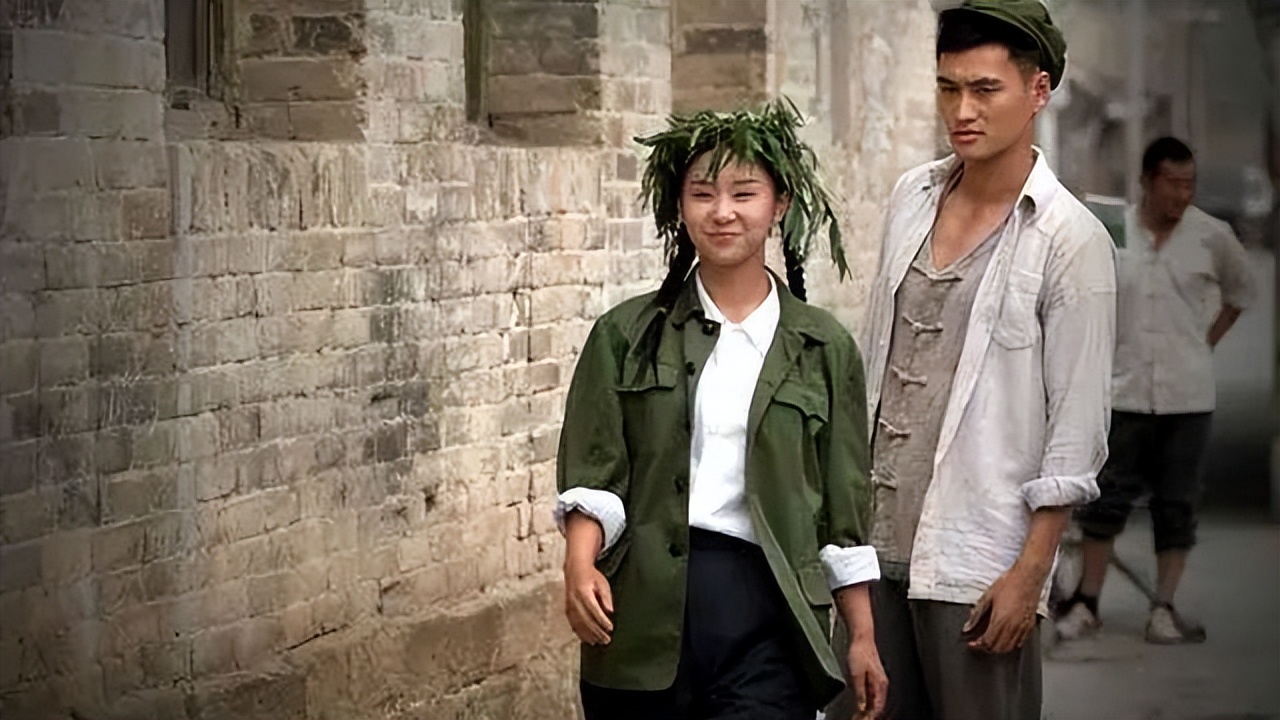 《平凡的世界》里,田晓霞能和孙少平在一起,真的很奇怪吗?