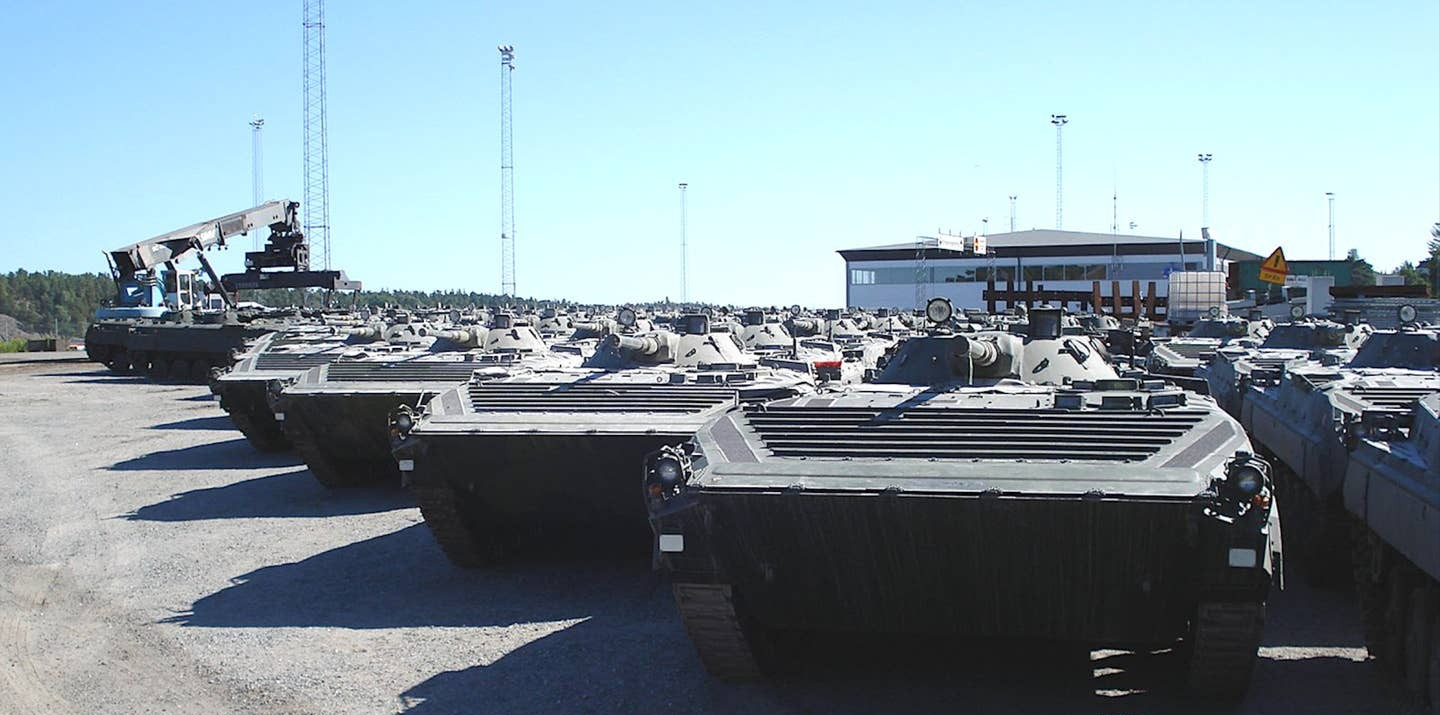 ����˹װ��־����BMP-1����ս��