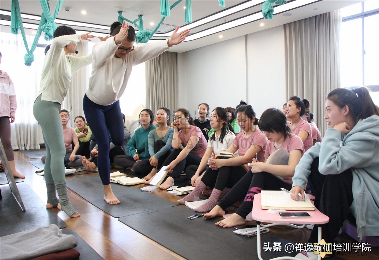 来禅逸瑜伽不用担心参加瑜伽教练培训课学不到东西