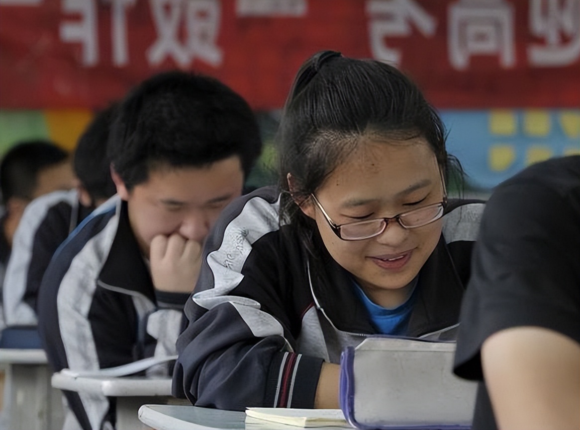 高考语文若想达到140分，模拟考试需要达到这个数，别不信