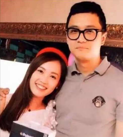 王宝强已逆袭，分到巨款的马蓉，钱已花光，现在过得怎么样？