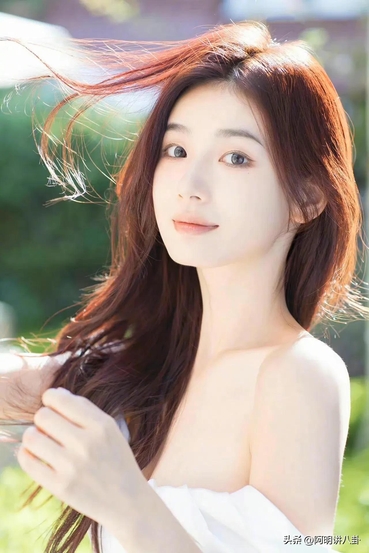 中国网红圈的九大顶尖美女,各个肤白貌美,美腿修长俏丽,太绝了