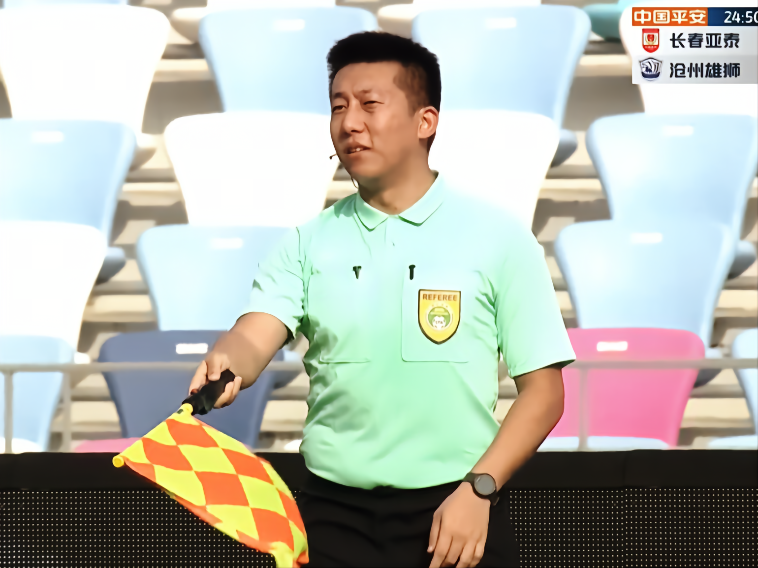 2021中超第十七轮裁判名单（2022赛季中超裁判执法数据统计，你最喜欢哪一个？谁是心中金哨？）