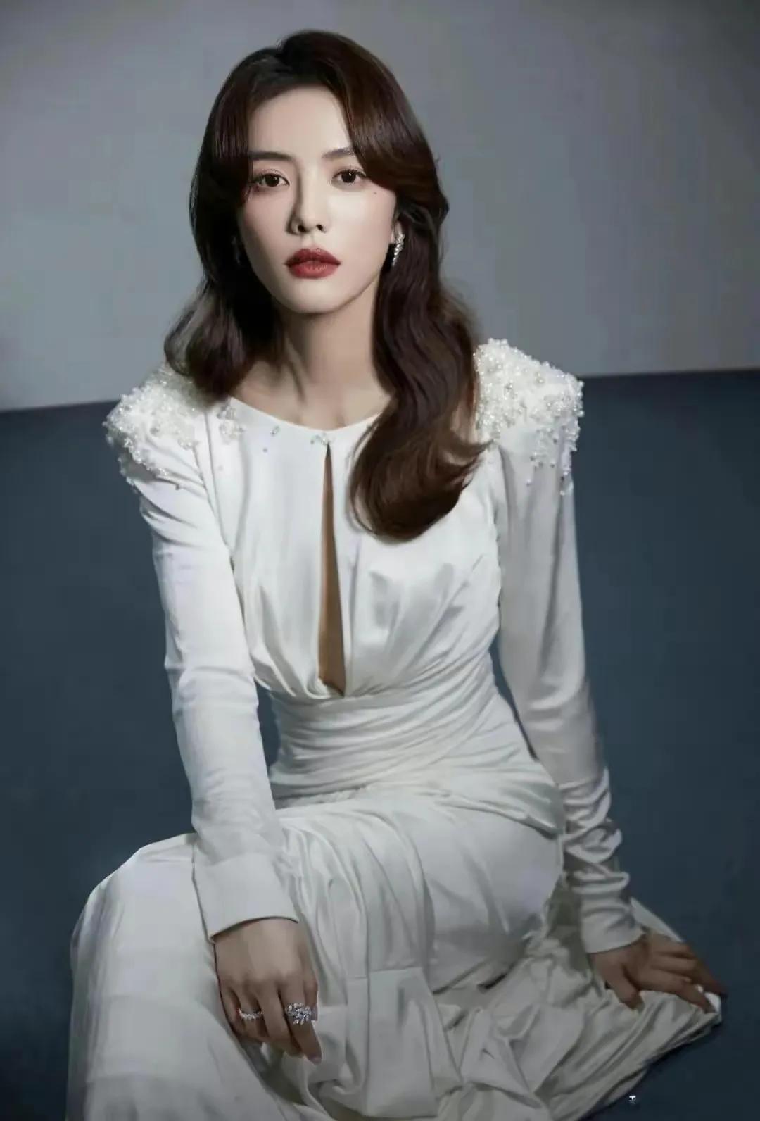 高圆圆、古力娜扎、蔡文静美图大赏，微微一笑很倾城