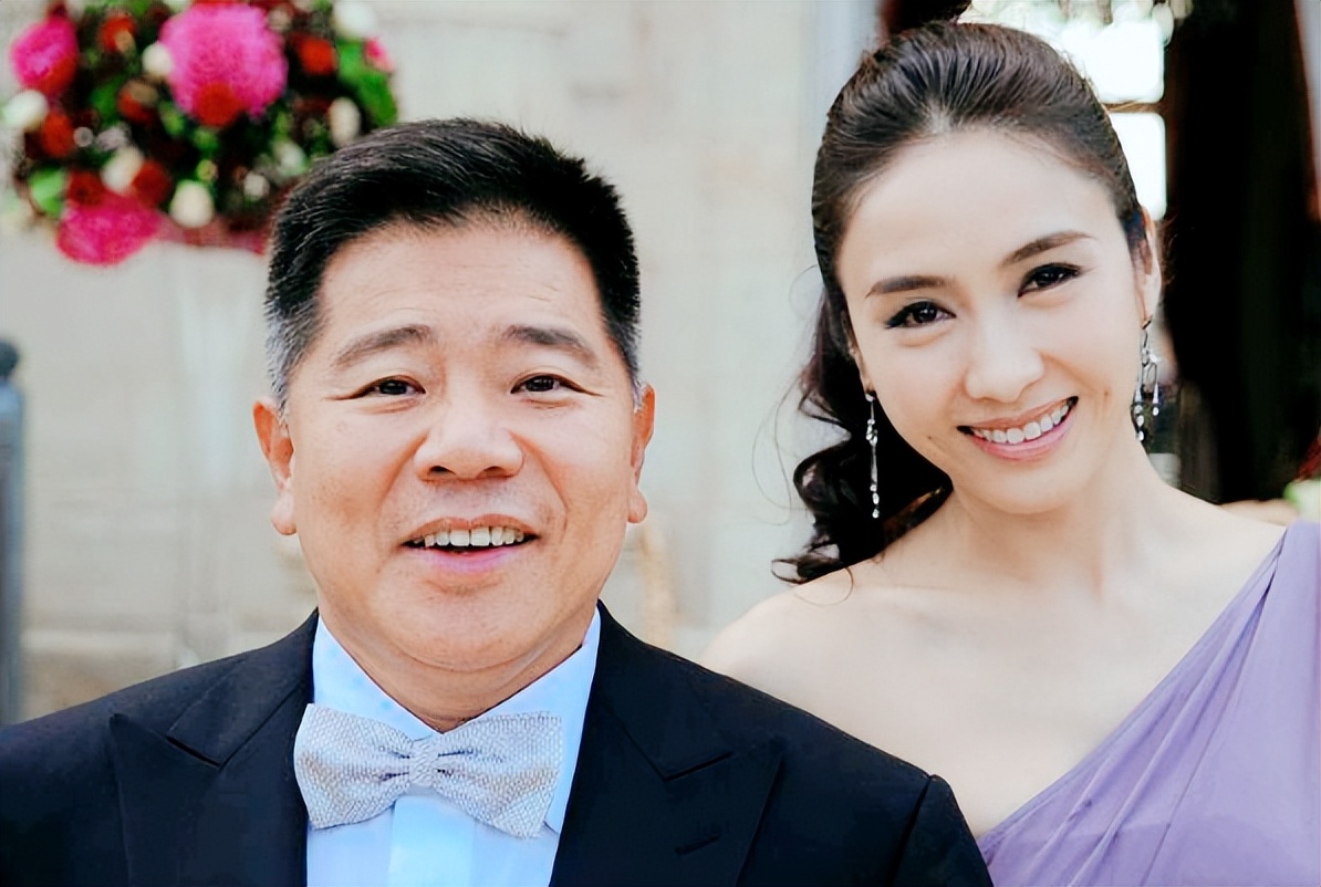 黎姿:嫁大15岁残疾富豪马廷强,一家5口3人残疾,风光背后有心酸