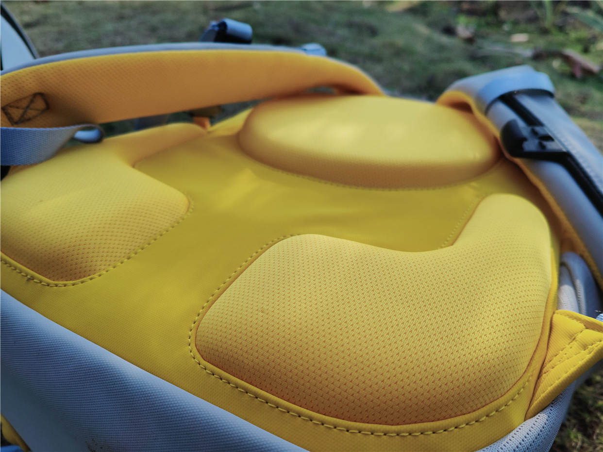 地平线8号儿童背包体验，释压护脊还颜值在线，这特么也太能造了