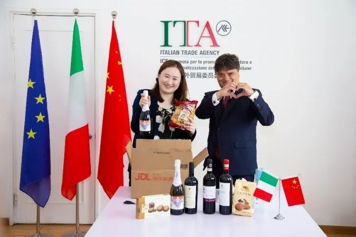 欧洲使节化身“好物推荐官”京东618“上岗”派送欧洲美食订单