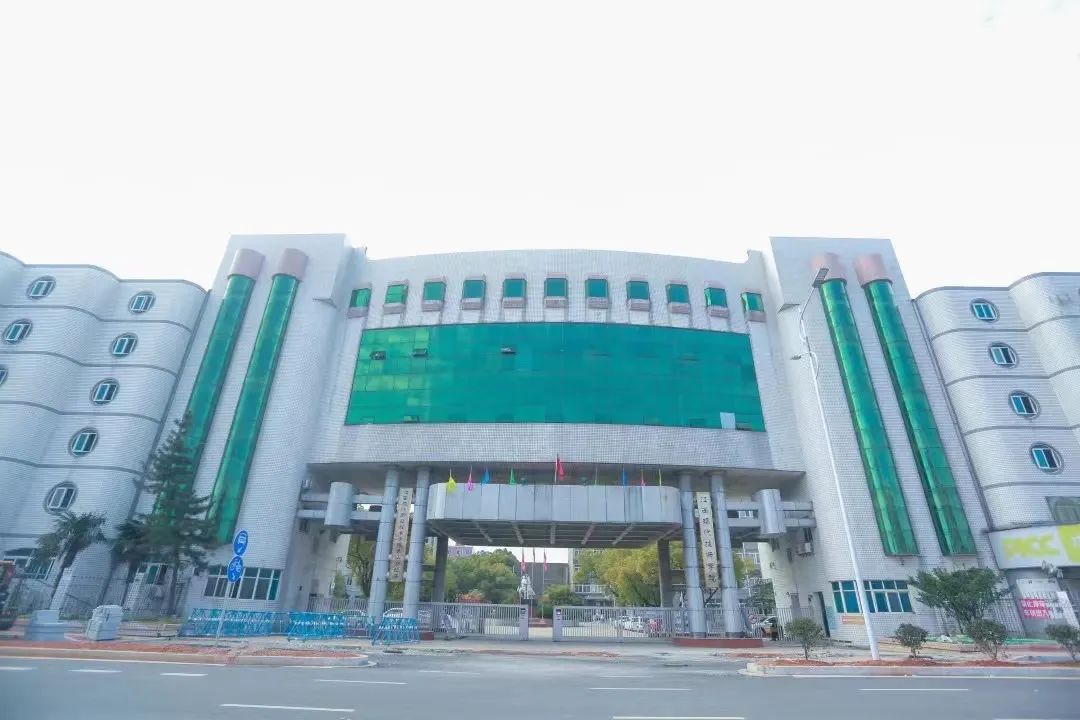 江西现代技师学院