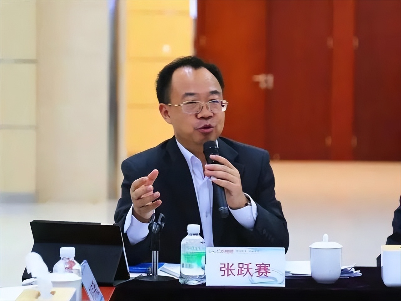 张跃赛的低调和影酷的激进，传祺复兴押宝张帆的设计创新？