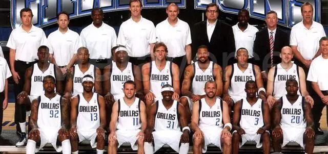斗智斗勇!NBA史上最不被看好的一方,最后4分钟零封詹姆斯