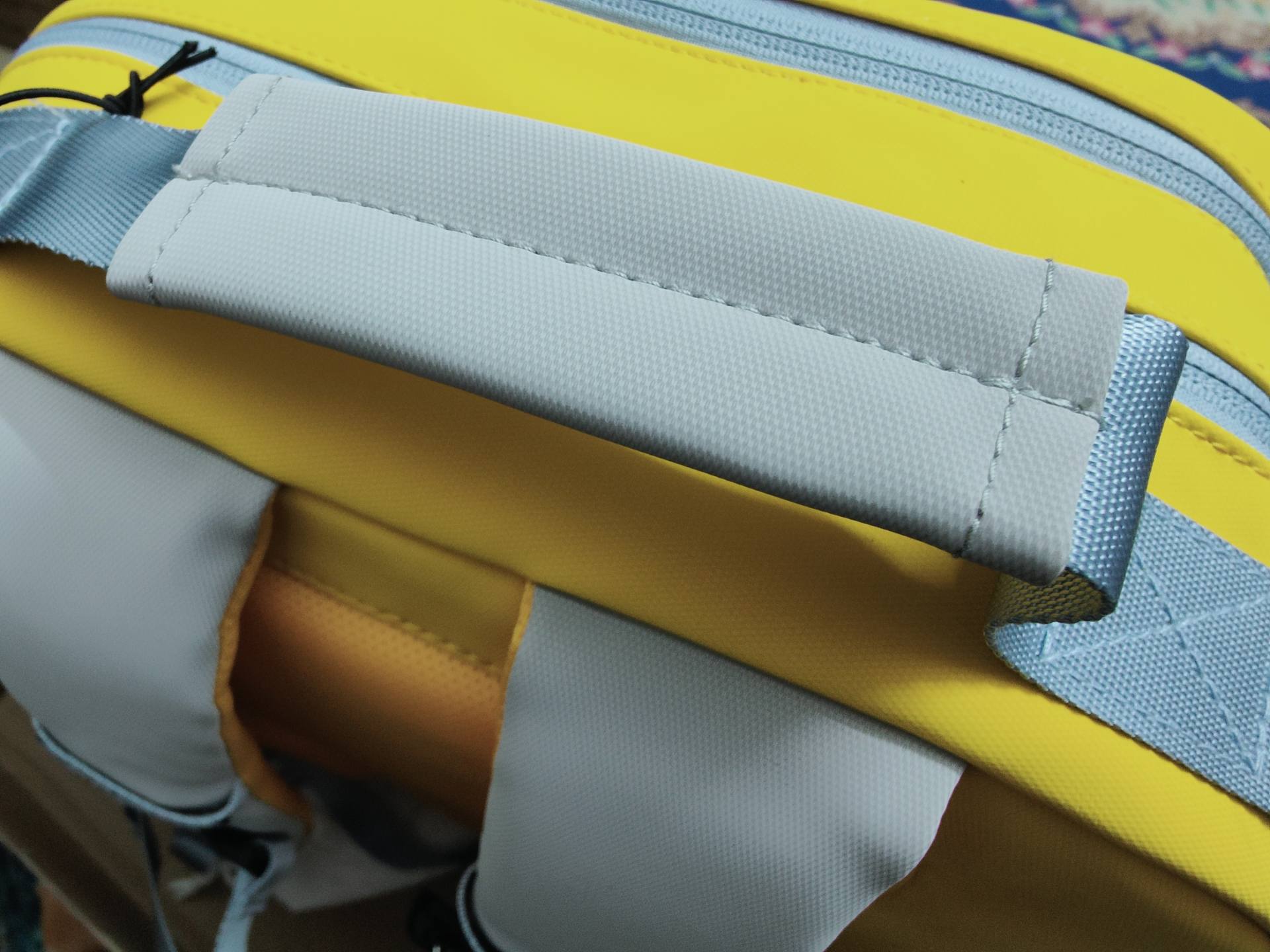 地平线8号儿童背包体验，释压护脊还颜值在线，这特么也太能造了