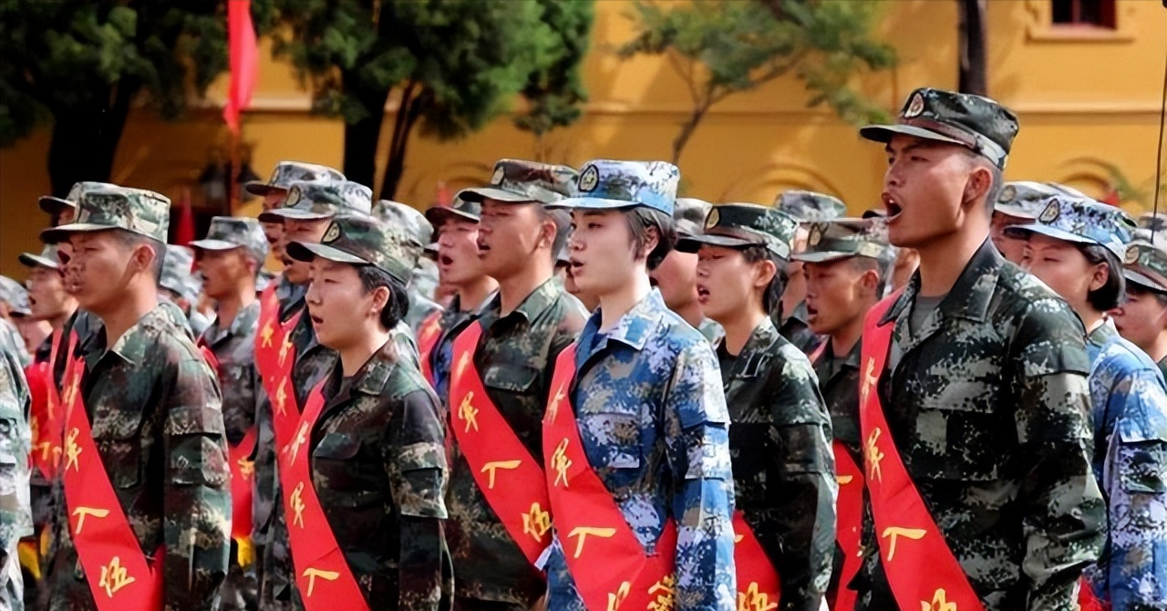 2022年征兵开始,女生参军条件有变,有想法的女生要提前"自检"