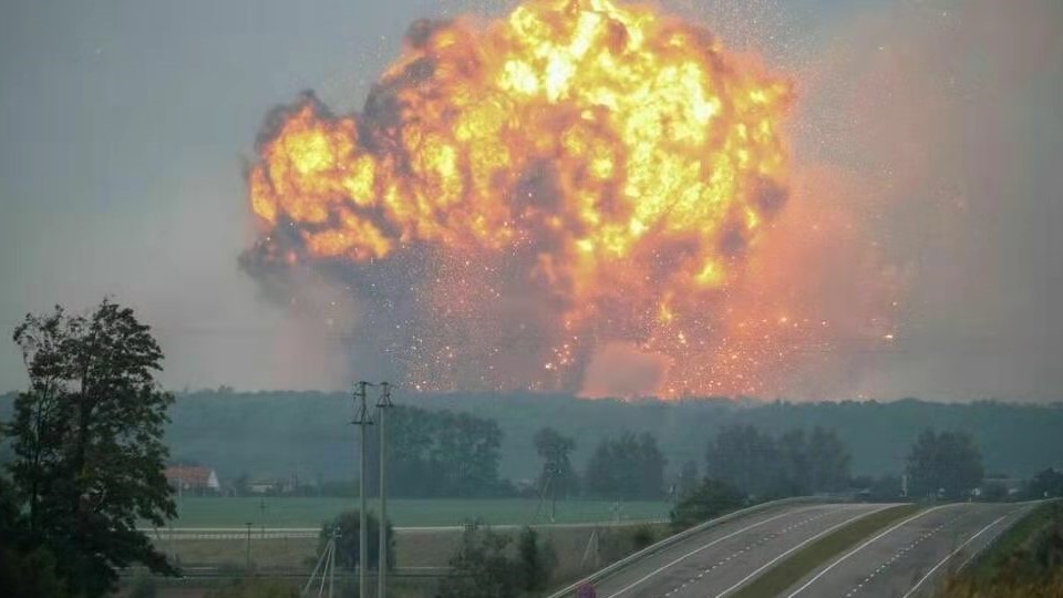 ����۾�������˹Ӫ��ս��Ⱥʵս���֡����衱�����й��к���ʾ��