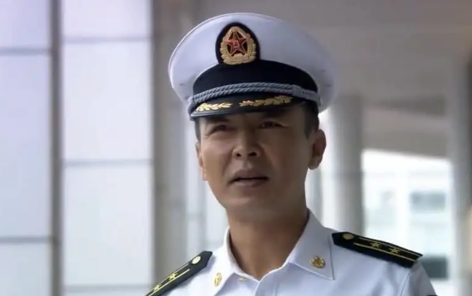 经典军旅剧《火蓝刀锋》：12位让人印象最深刻的角色