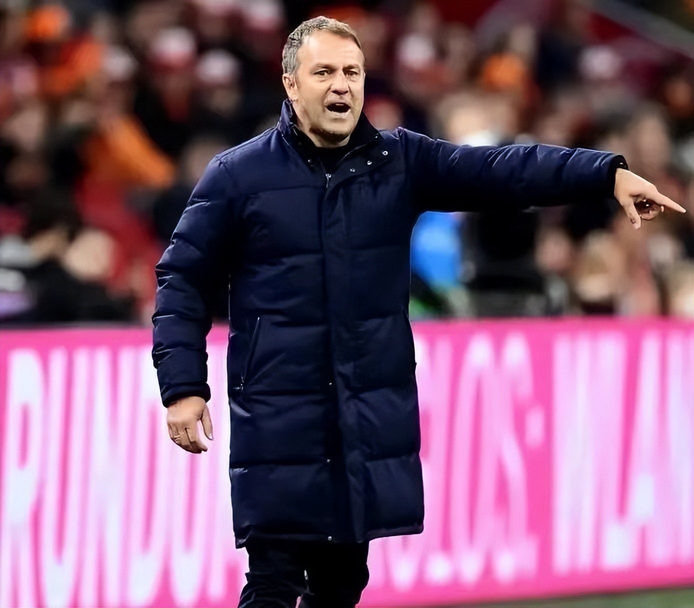 意大利是表现最好的球队（欧国联：意大利VS德国，重拾防守反击的意大利仍是欧洲最强球队？）