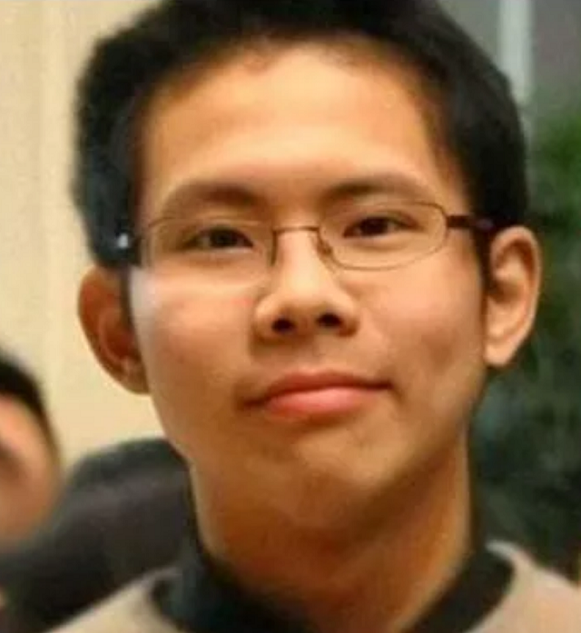 北大学霸吴谢宇，2015年杀母藏尸7个月，诈骗144万，如何判刑？