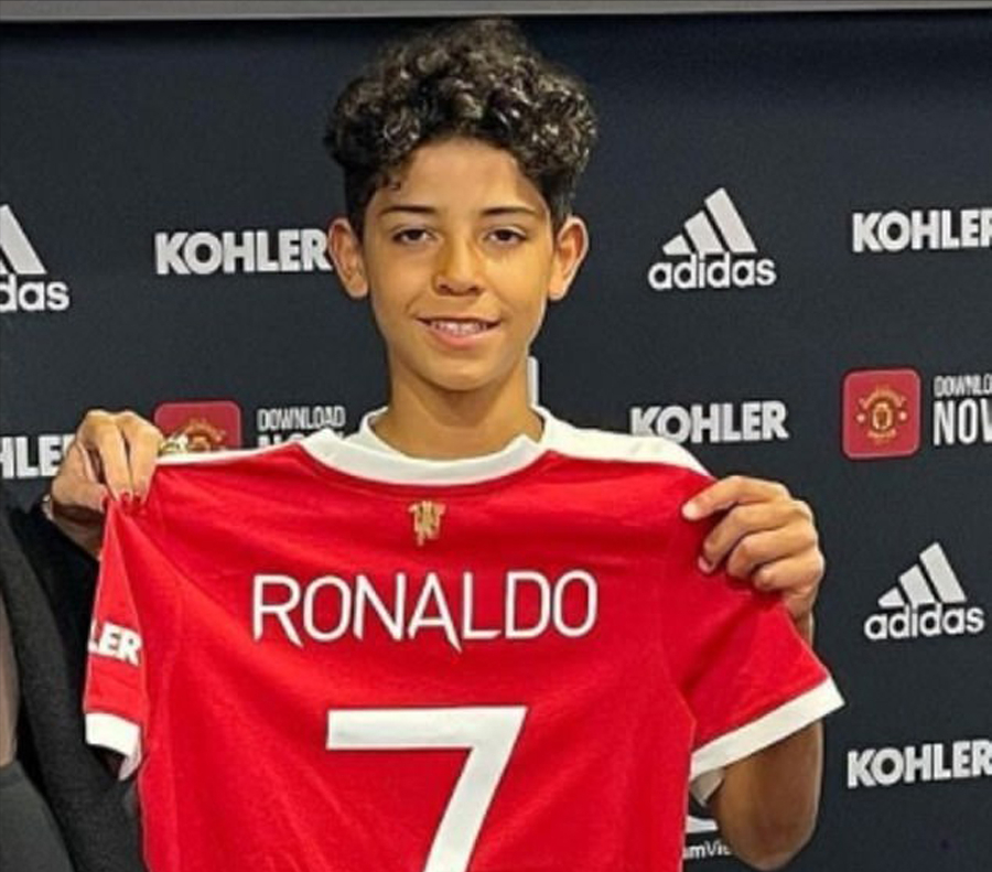 鲁尼儿子踢球(鲁尼长子在曼联56球28助攻!