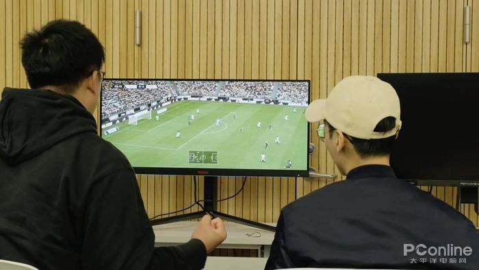 電腦用什么直播世界杯（激情世界杯，PConline攜手愛攻帶你燃爆足球視界！）