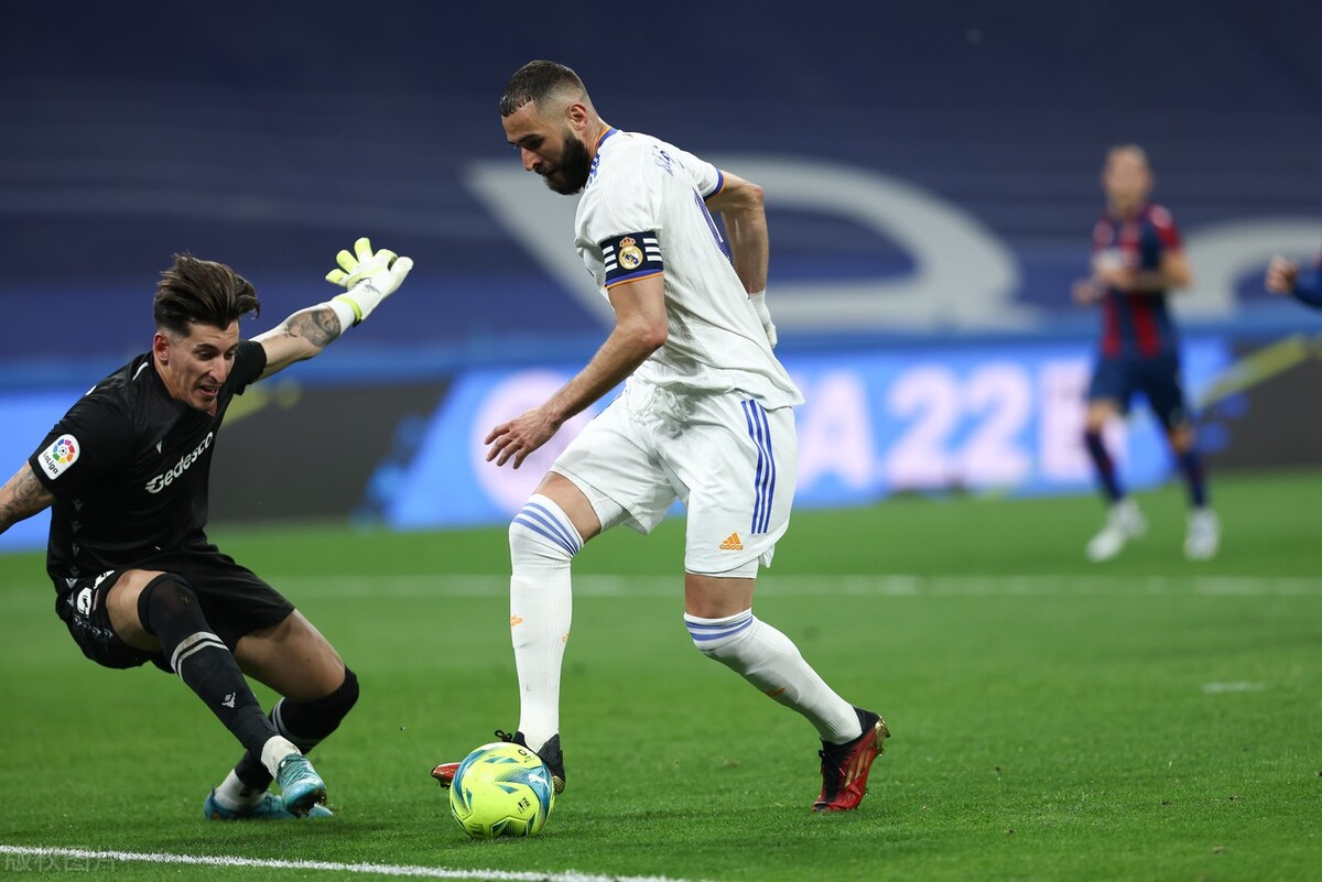 皇马对贝蒂斯预测（专业预测：皇马vs皇家贝蒂斯，3分完美收官？）