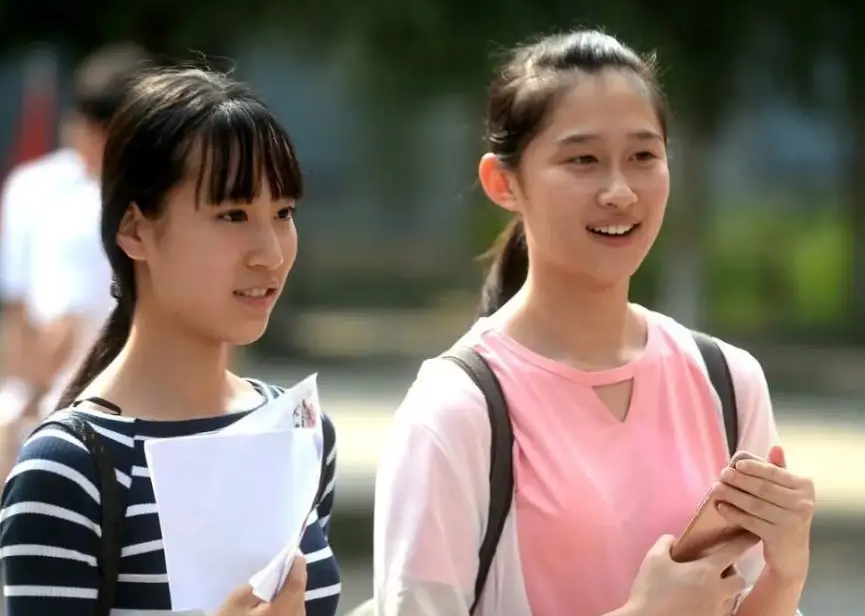 2022年各省高考人数出炉，河北仅排第5名，河南稳居榜首位置