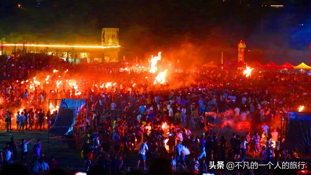 它是中国唯一凉都，空调都是摆设，超过30度有警报