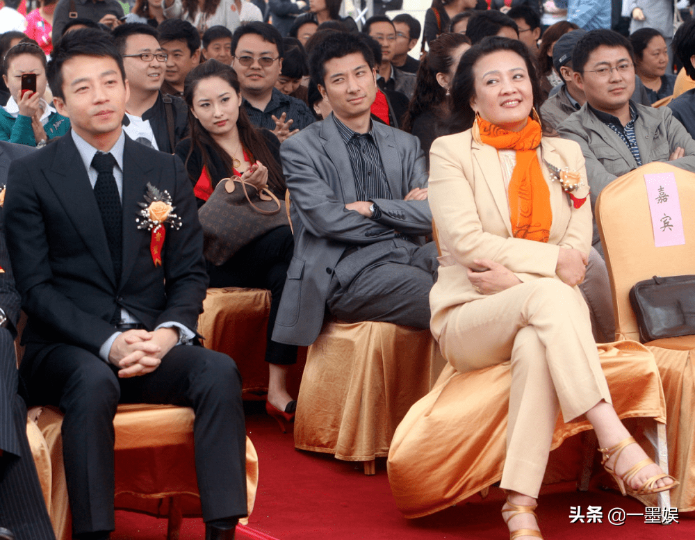 王思聪和汪小菲的那些事儿，是真富二代对假富二代的碾压