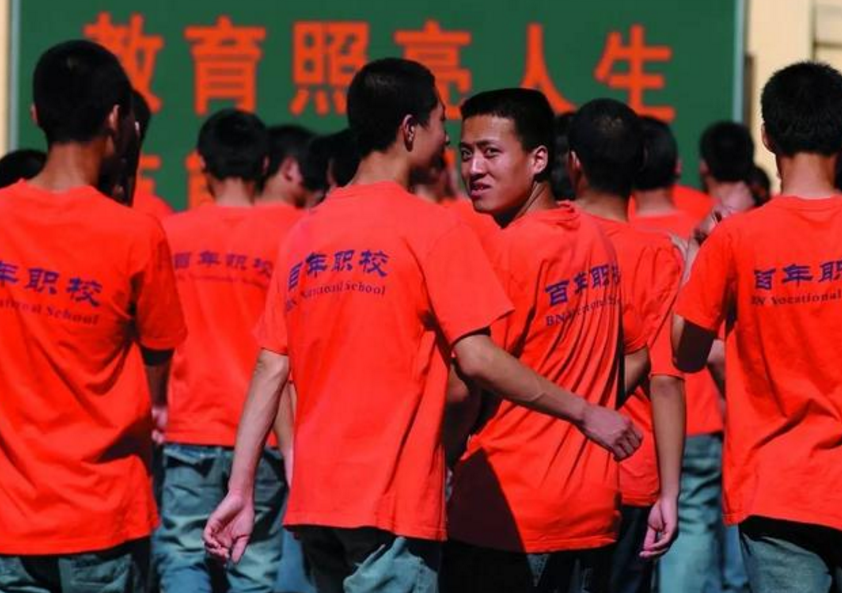 “最牛大专生”曹晓洁，高考385分上技校，毕业被3家跨国公司争抢