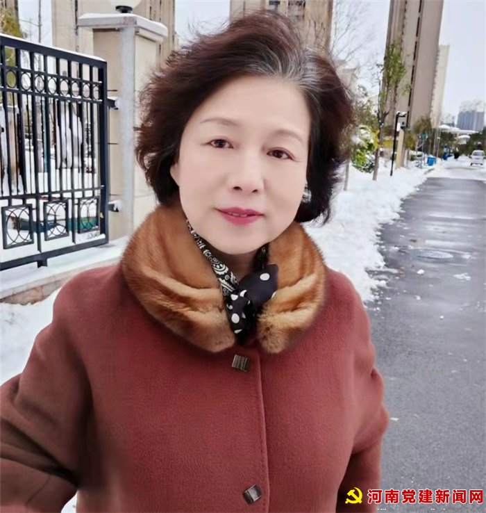 情谊重如山（全文）