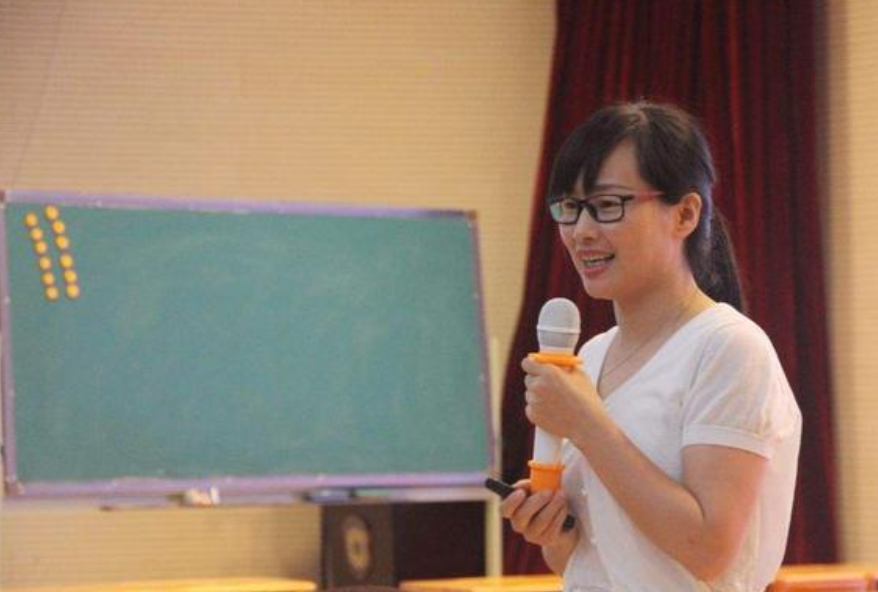 教师群体迎来“好消息”，工资终于要涨了，3类教师优势较大