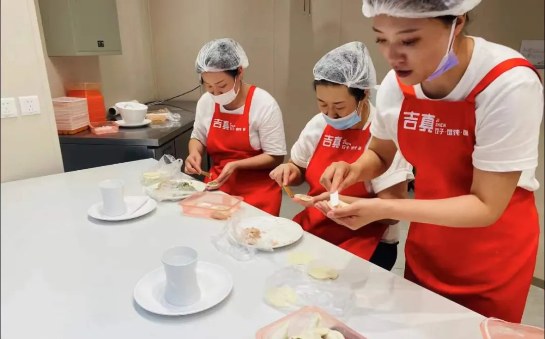 喜家德开模式副牌!掘金社区餐饮,目标开1万家店