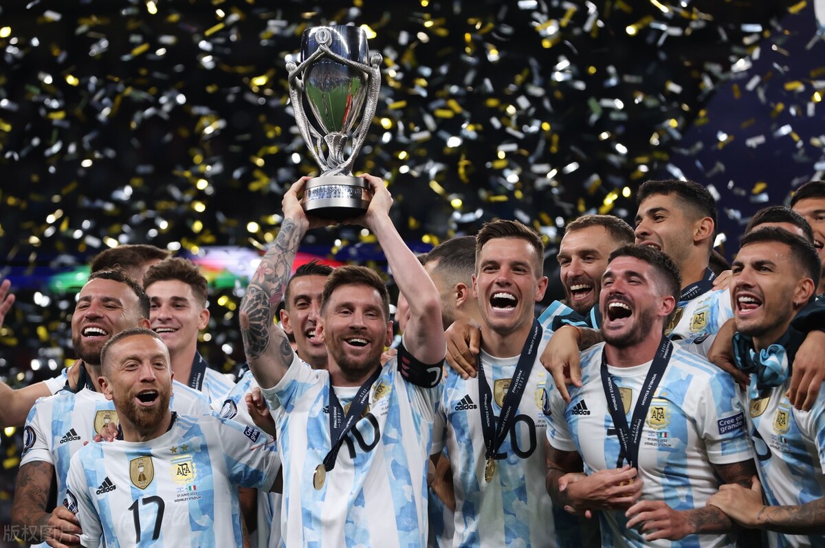 c罗欧冠三连冠什么水平（梅西勇夺世界杯称王，那C罗的欧冠三连怎么评价？）-趣拿体育