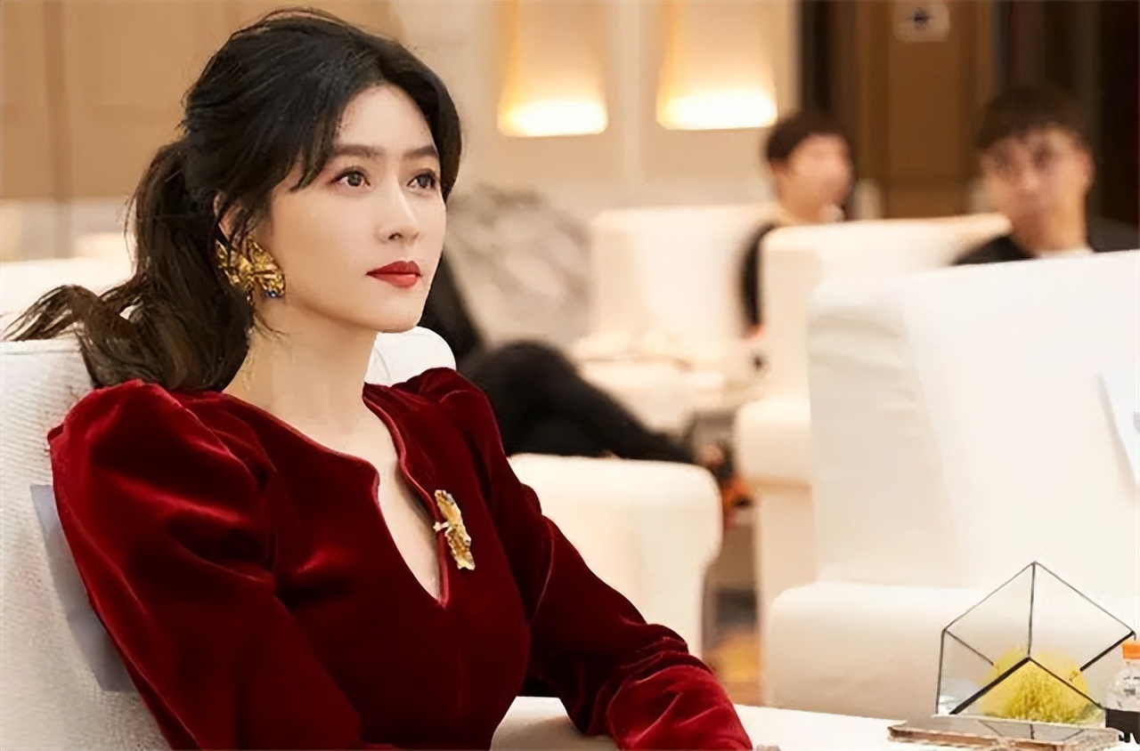 田海蓉,她是一个单亲妈妈,她身材这么的丰满,让女人也非常羡慕