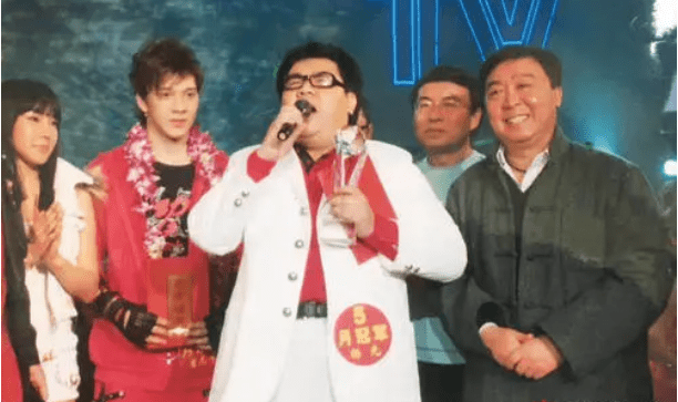 超级星光大道历届冠军名单（8位星光大道冠军，有的离婚，有的被淡忘，有的口碑跌落）