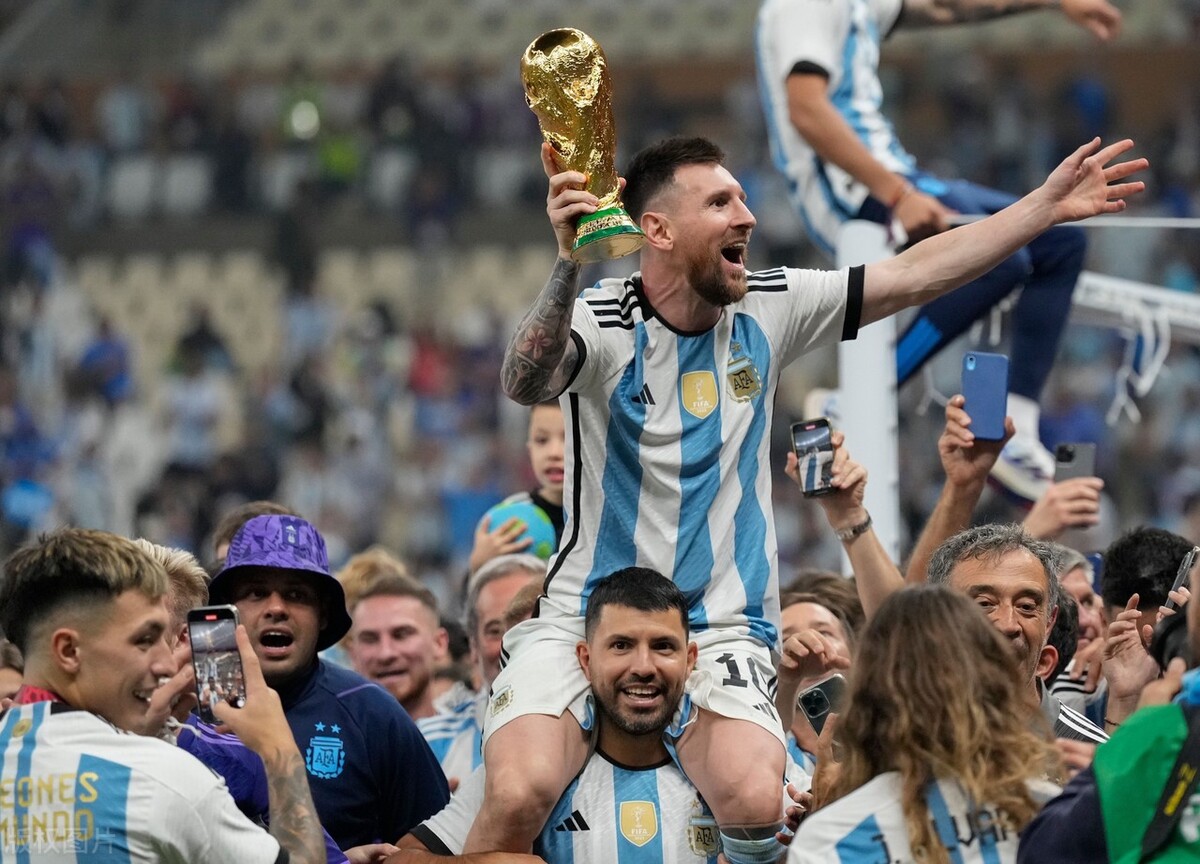 意外！国际足联最新排名出炉，阿根廷夺冠却并非第一名，球迷纳闷