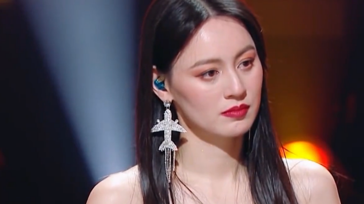 网红唐艺个人资料简介及家世(网红唐艺的个人简历) - 泉兴百科