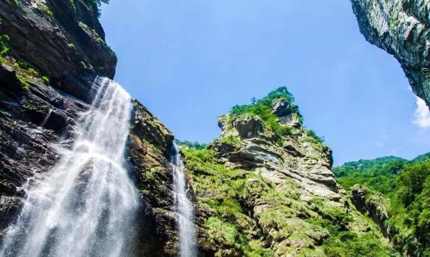 四大名山是哪四山（中国四大名山泰山,华山,黄山）-第3张图片-巴山号