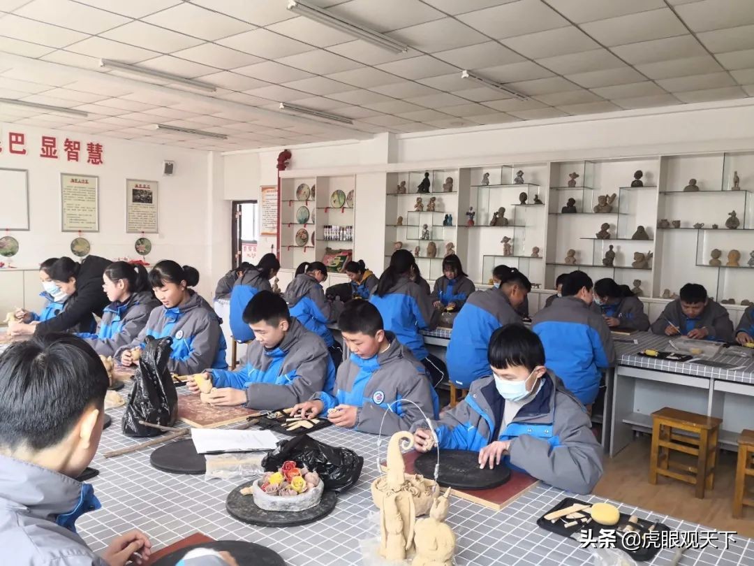 新大学 连云港东海水晶工艺美术职业技术学院要来了