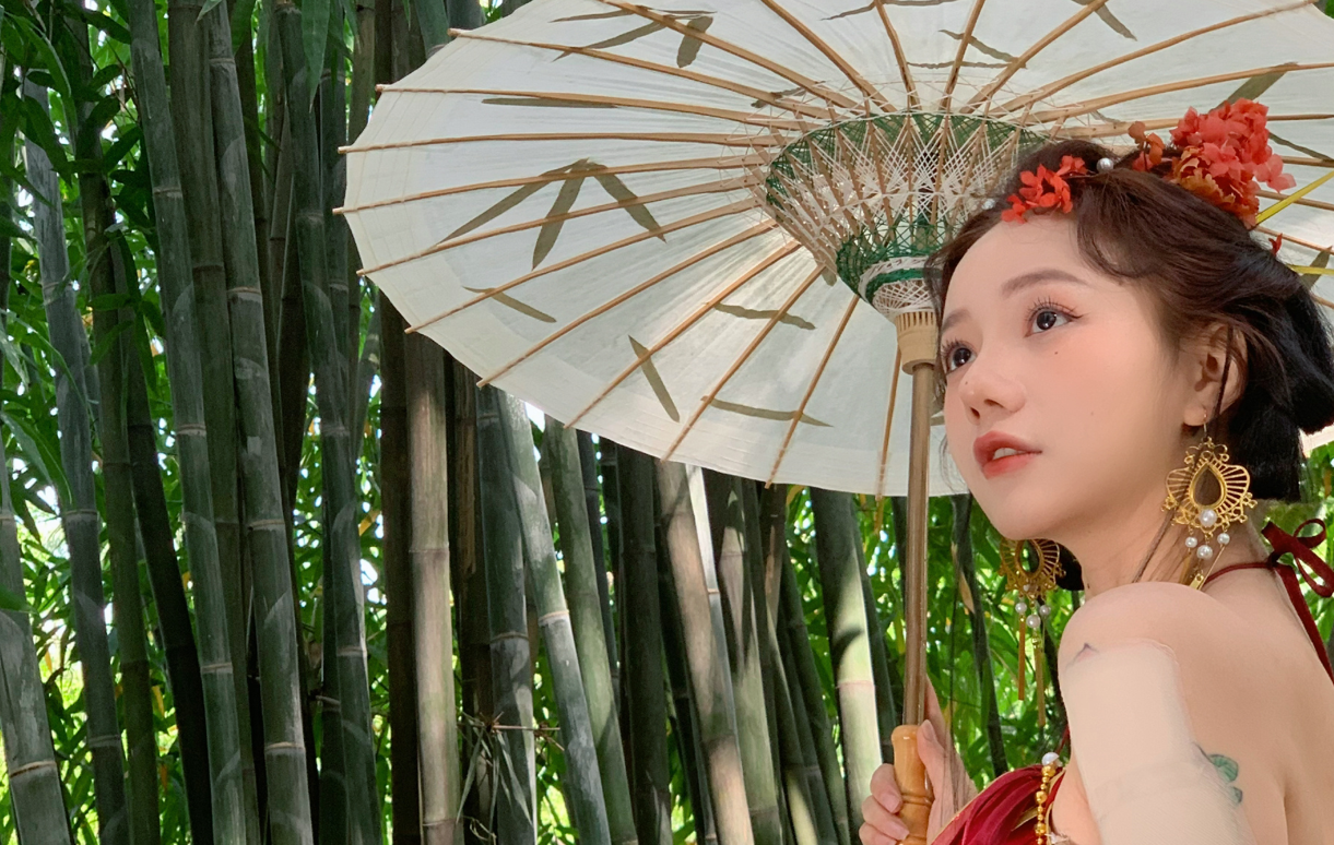 主播洛丽塔大哥转行COSER 混得风生水起-哪边嗨