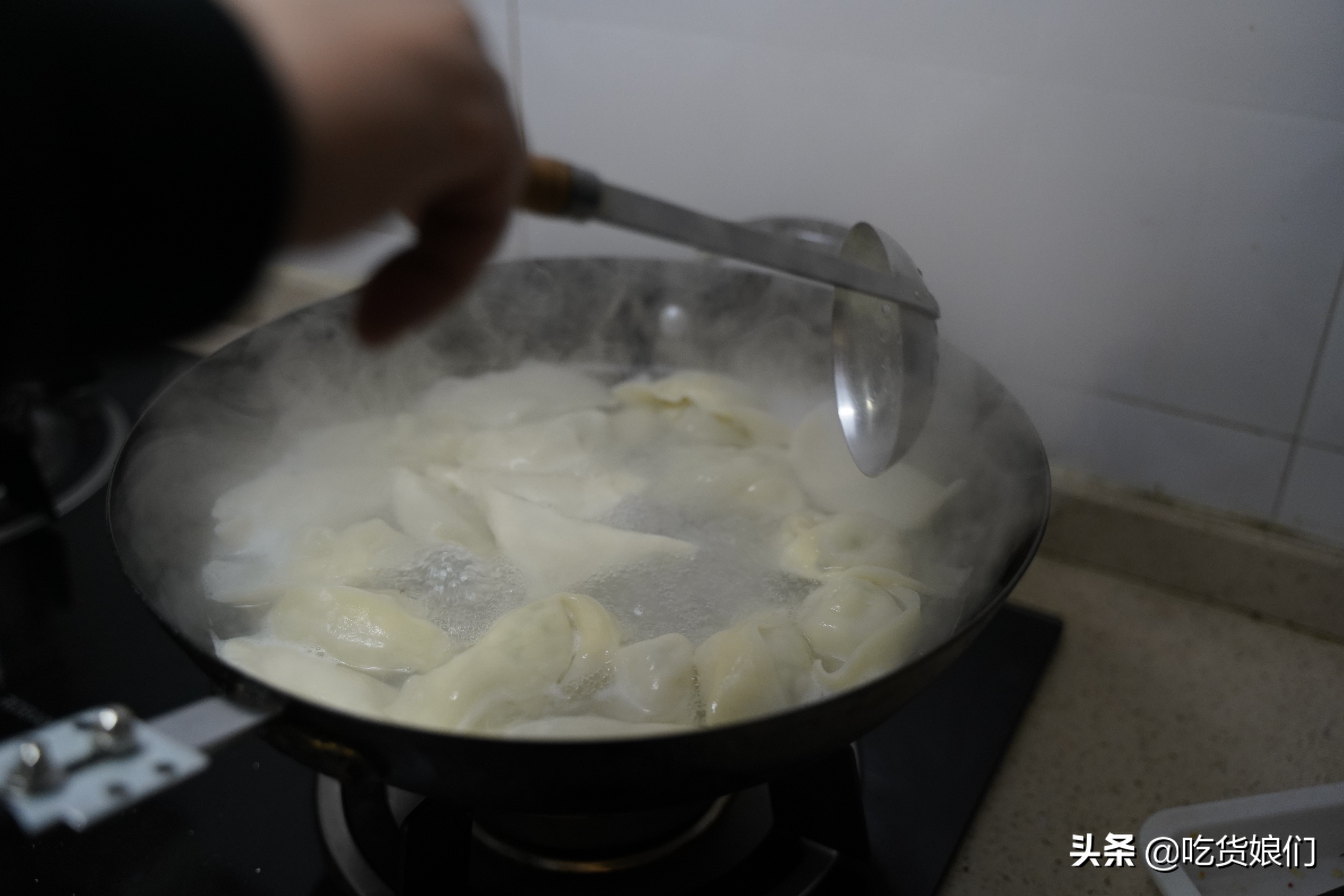 宜中超硬不粘电煎锅的涂层是什么(一次性盘点「厨房好用家电锅具」大清单，18款都是自用过后才推荐)