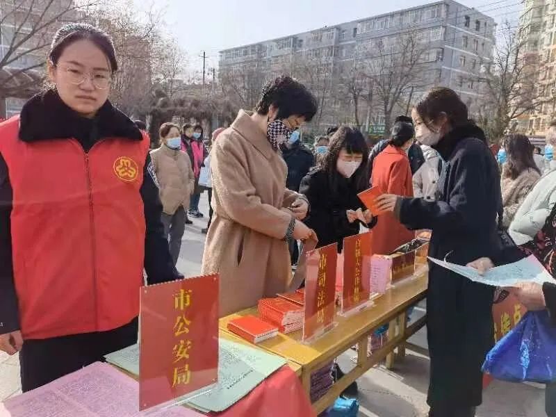 【三八特辑】白银市妇联举行“三八”维权周宣传活动