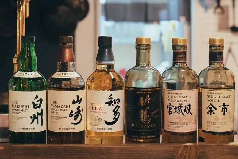 中国茅台VS日本山崎，白酒和威士忌谁更牛？