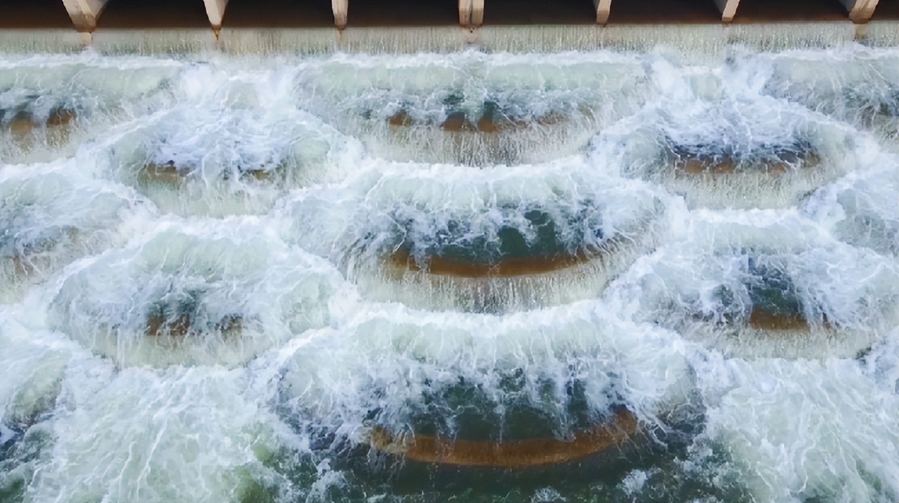 太原：潺潺水雾景如画 小桥流水似江南