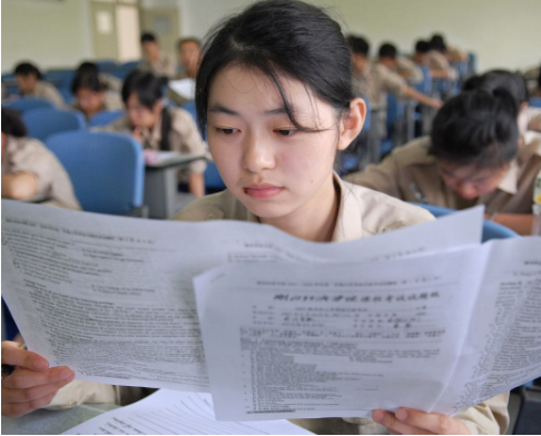 大学校园里面，男生的身高多少才不算矮？女生说出自己的心理想法