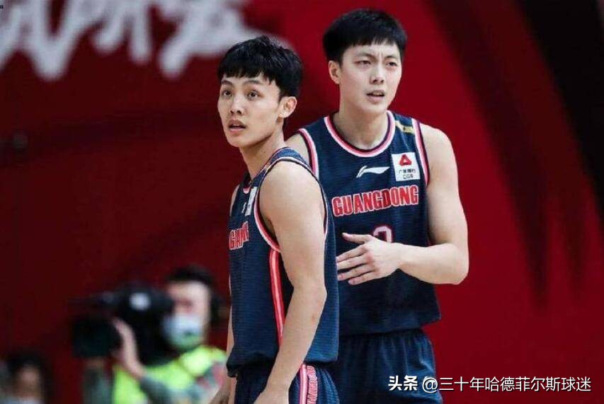 胡明軒為什么還可以打cba（這才是中國(guó)男籃重用胡明軒的原因，原來(lái)是這幾件事造成的）