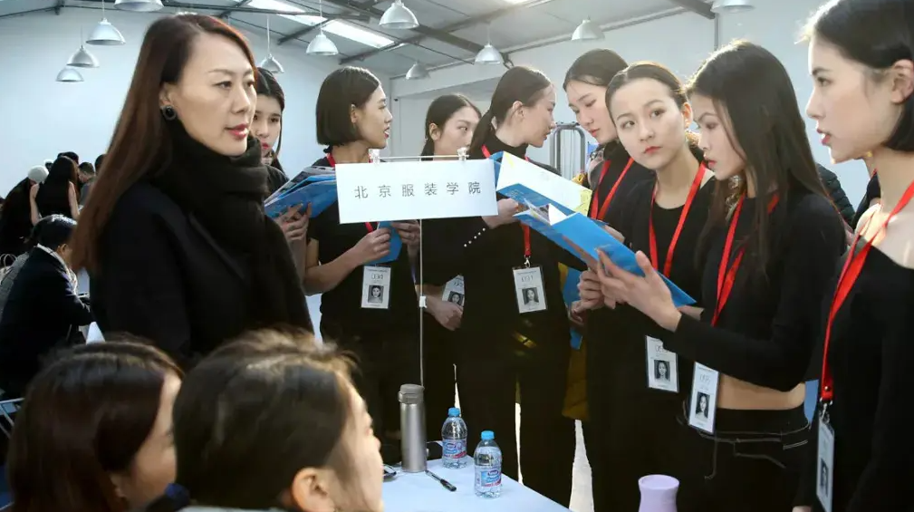 普通人“供不起”的大学专业，学费叫人高不可攀，就业却成香饽饽